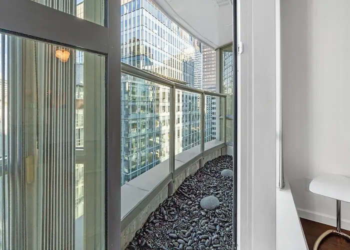 Downtown Luxury 1Br Coal Harbour